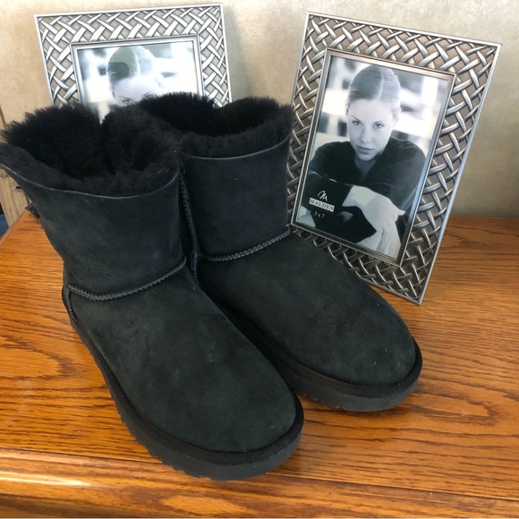 UGG Shoes - UGG Mini With Silver And Black Animal Print Bows Size 7